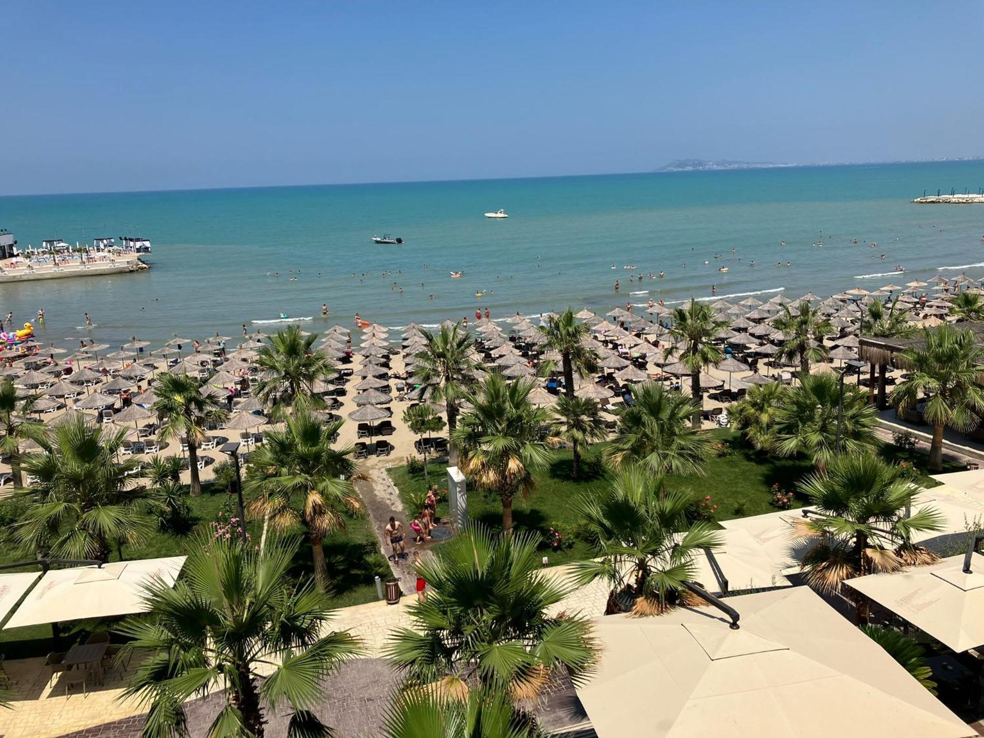 Magic View! Apartment Golem  Ngoại thất bức ảnh